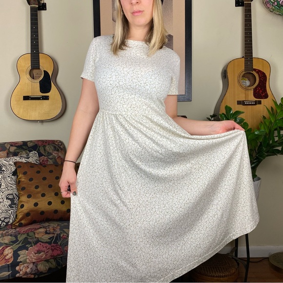 80s/90s Vintage Minimalist Cottagecore Tea Dress - S/M - Picture 2 of 4
